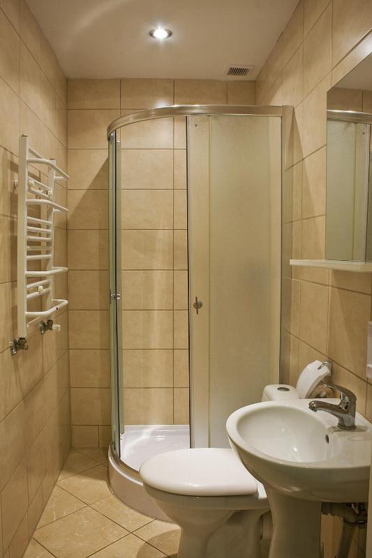 Small Single Room image 2