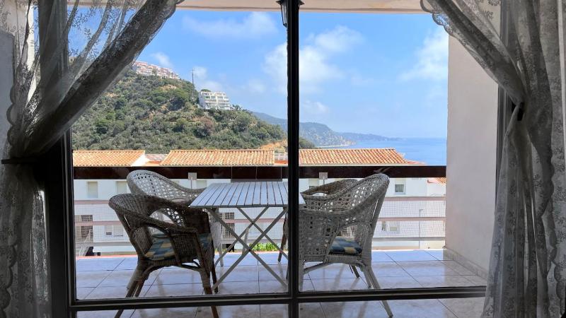 Ma TERRASSE avec vue sur la MER - image 7