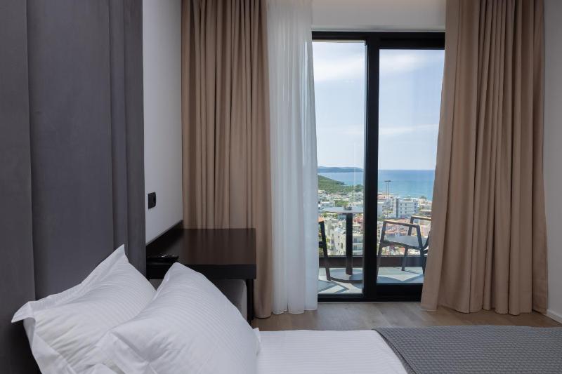 Lans Hotel - image 8