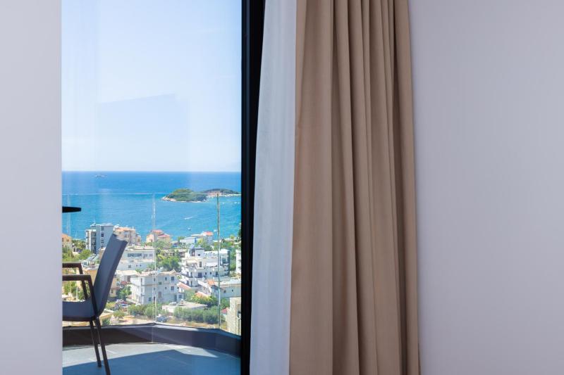 Lans Hotel - image 6