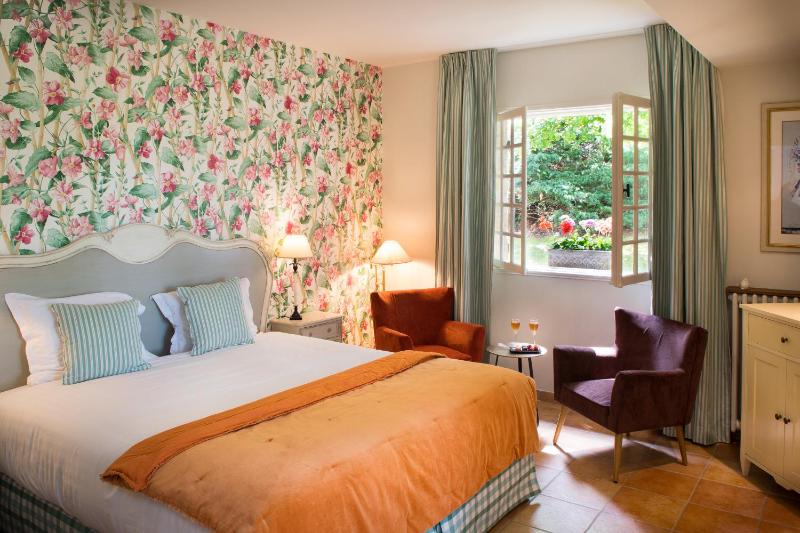 Superior Double or Twin Room image 1