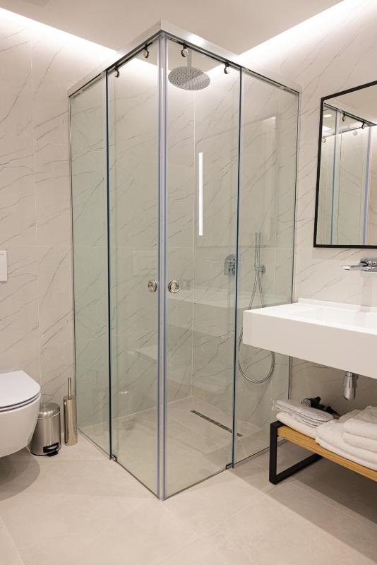Lans Hotel - image 4