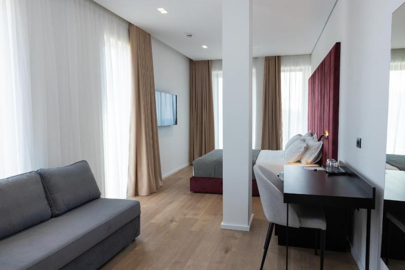 Lans Hotel - image 13
