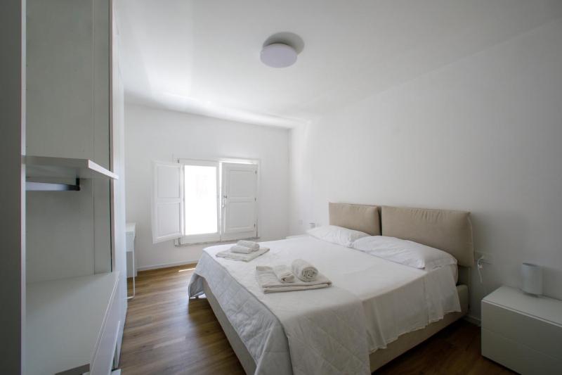 Two-Bedroom Apartment with Sea View image 3