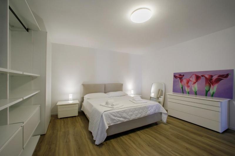 Two-Bedroom Apartment with Sea View image 4