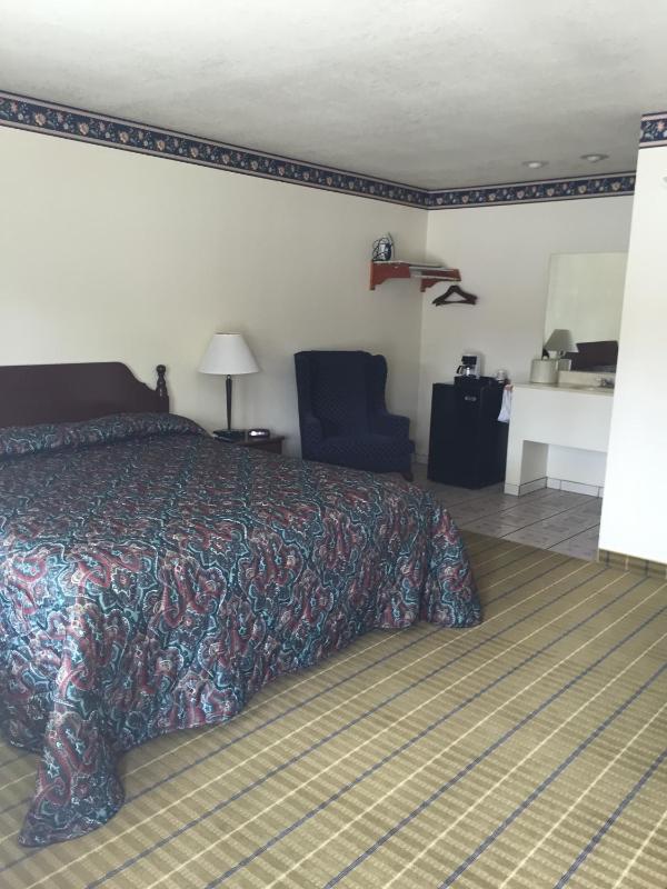 King Room image 4