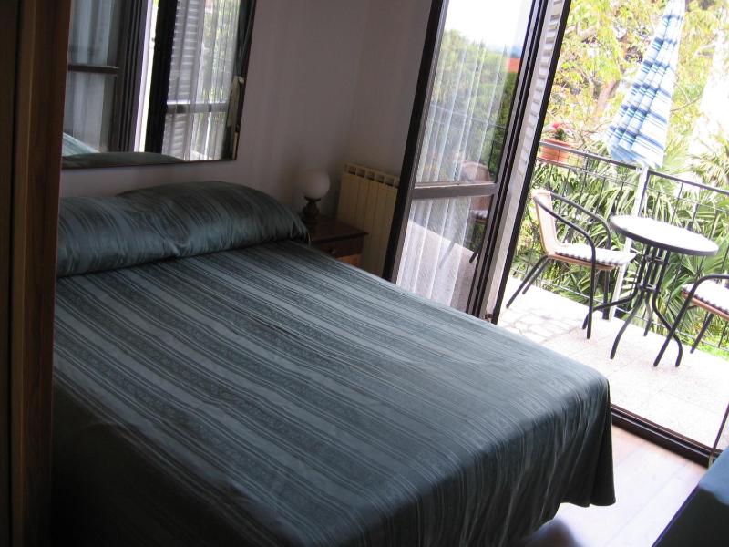 Studio Apartment image 2