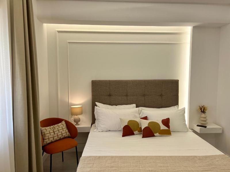 Kairos Tropea luxury rooms & pool - image 21