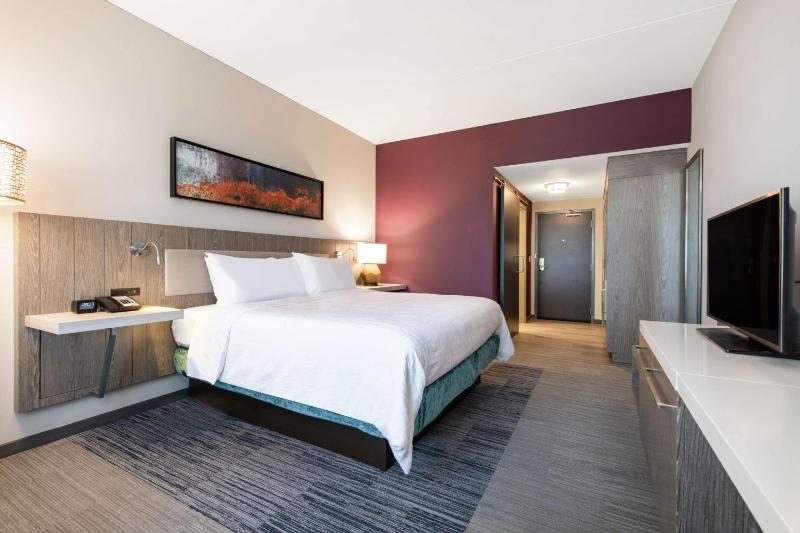 King Room image 4