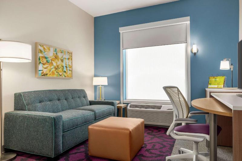 One-Bedroom King Suite - Non-Smoking image 4