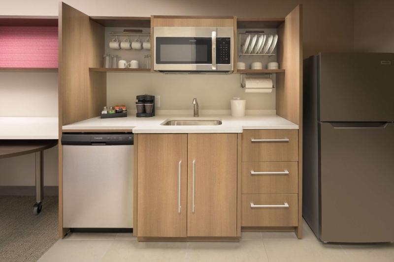 King Studio Suite - Non-Smoking image 3