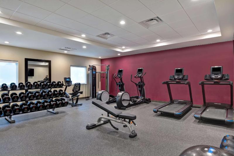 Home2 Suites by Hilton Sarasota I-75 Bee Ridge - image 39