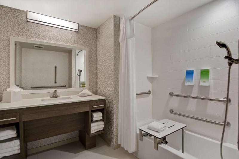 Home2 Suites by Hilton Sarasota I-75 Bee Ridge - image 11