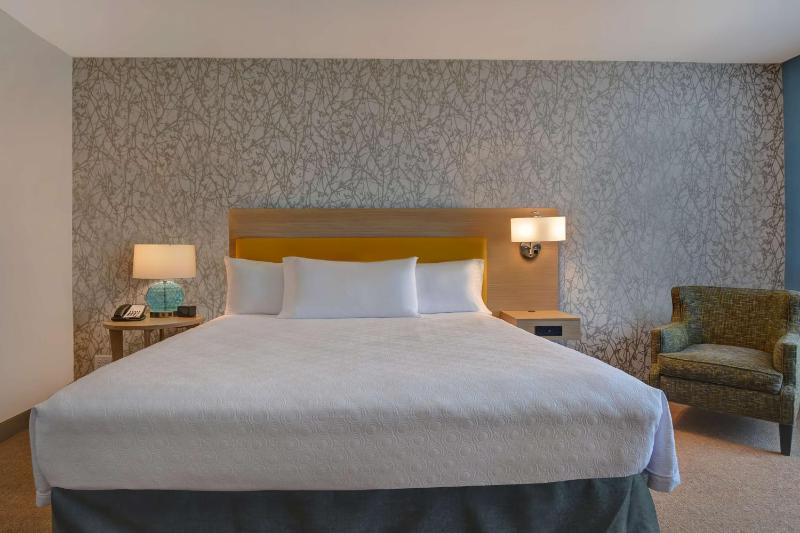 Home2 Suites by Hilton Sarasota I-75 Bee Ridge - image 38
