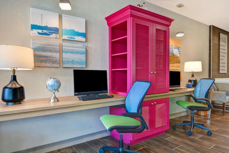 Home2 Suites by Hilton Sarasota I-75 Bee Ridge - image 31