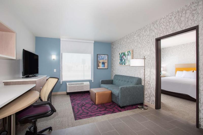 One-Bedroom King Suite - Non-Smoking image 4