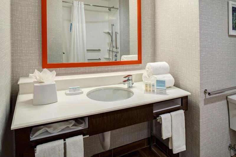 King Room - Mobility Access/Non-Smoking image 2