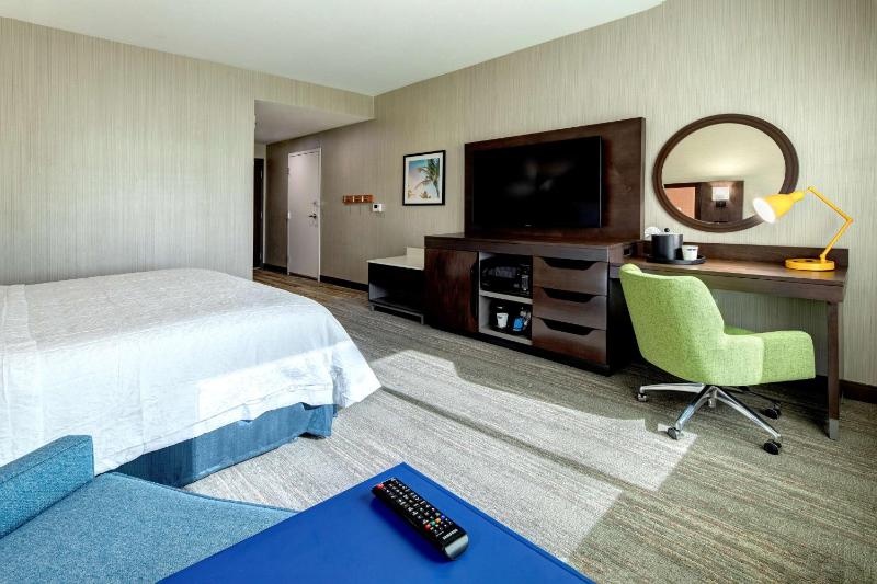 King Room image 4