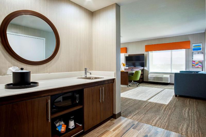 King Studio Suite - Non Smoking image 3