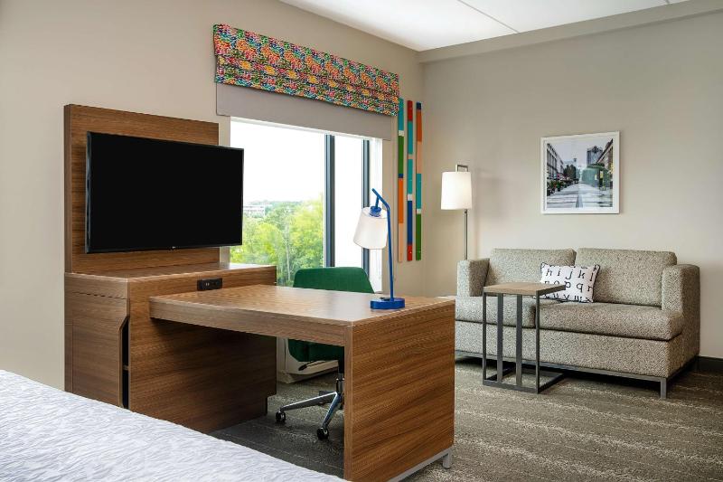 One-Bedroom King Suite - Non-Smoking image 1