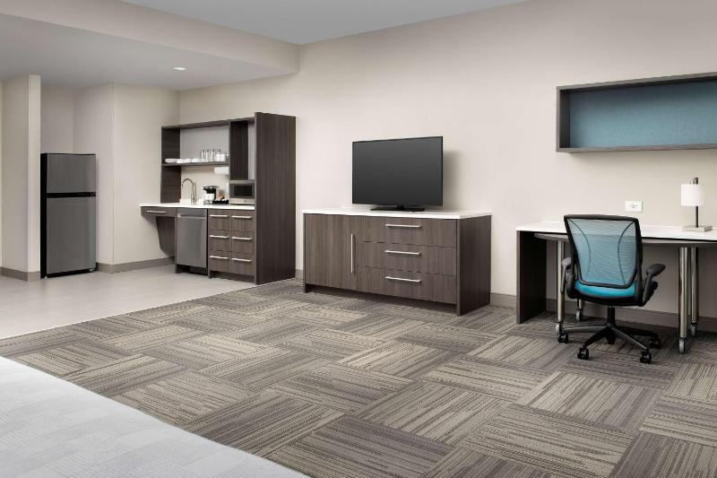King Studio Suite - Hearing Access/Non-Smoking image 1