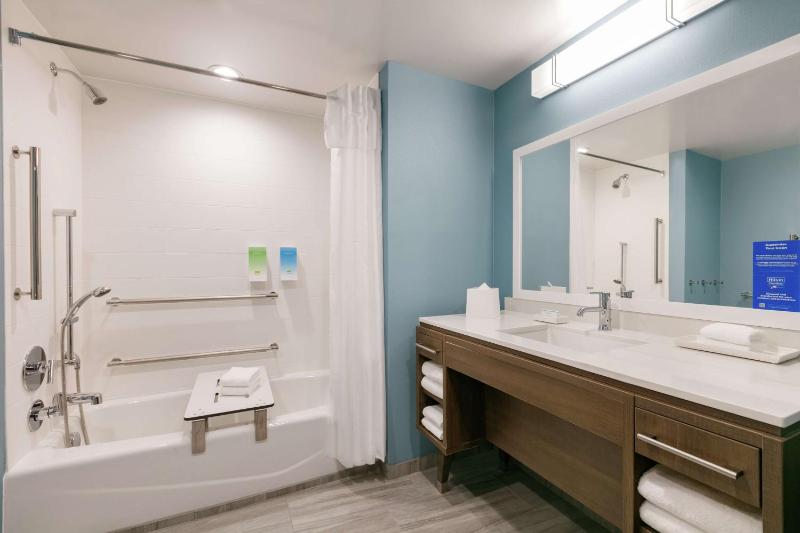 King Studio Suite - Mobility Access/Non-Smoking image 3
