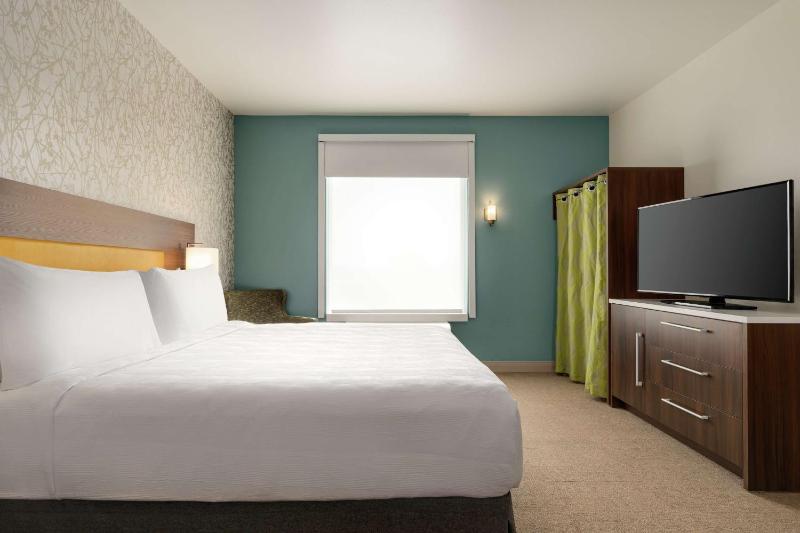 King Suite - Mobility Access/Non-Smoking image 4