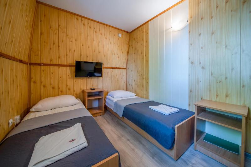 Triple Room with Private Bathroom image 4