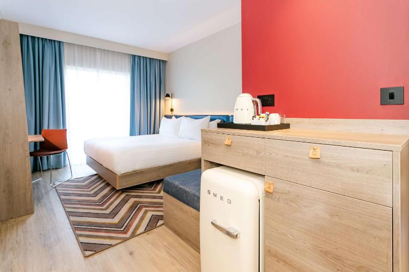 King Room image 1