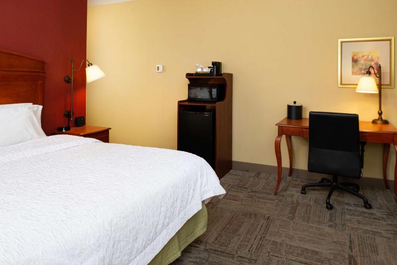 King Room image 4
