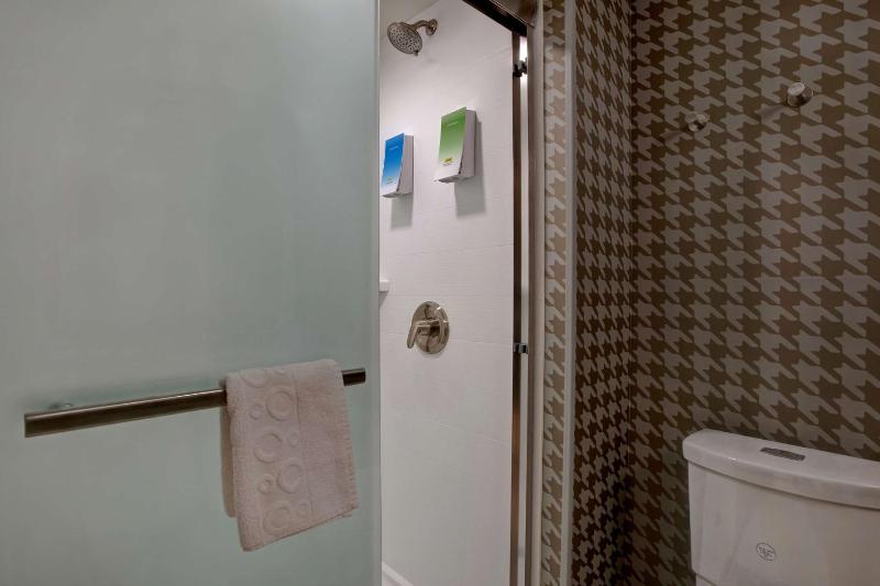 King Studio Suite - Non-Smoking image 2