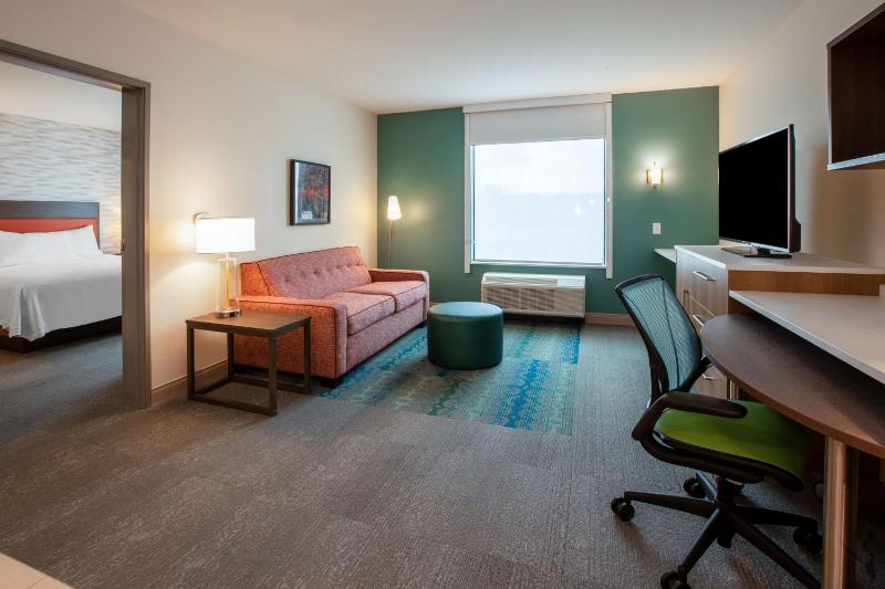 One-Bedroom King Suite - Non-Smoking image 1