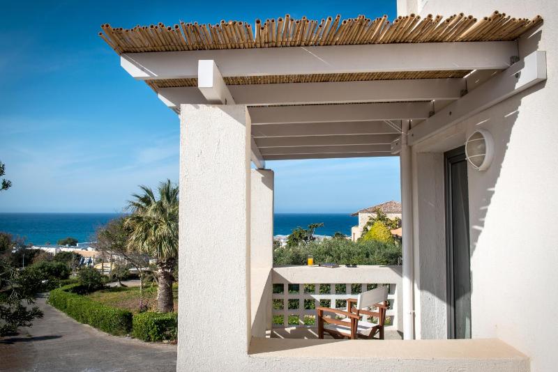 Almyra Seaside Villa with Private Pool - Sleeps 9 - image 26