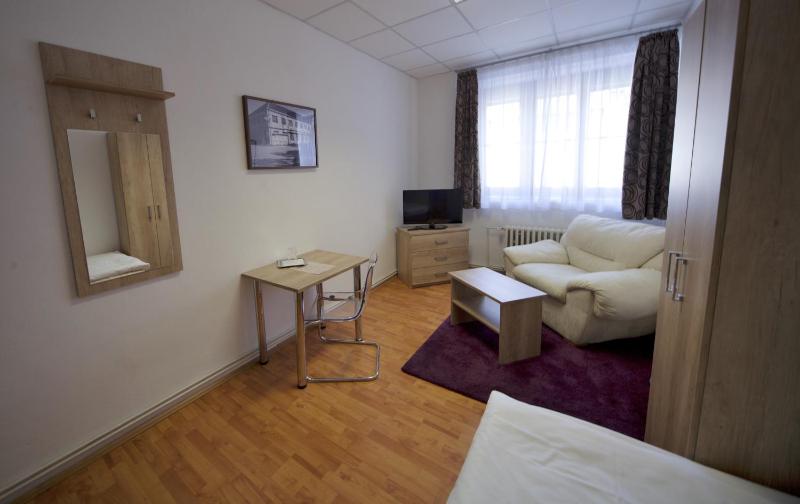 Single Room image 2
