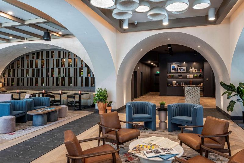 The Westley Calgary Downtown Tapestry Collection by Hilton - image 9