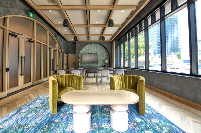 The Westley Calgary Downtown Tapestry Collection by Hilton - image 8