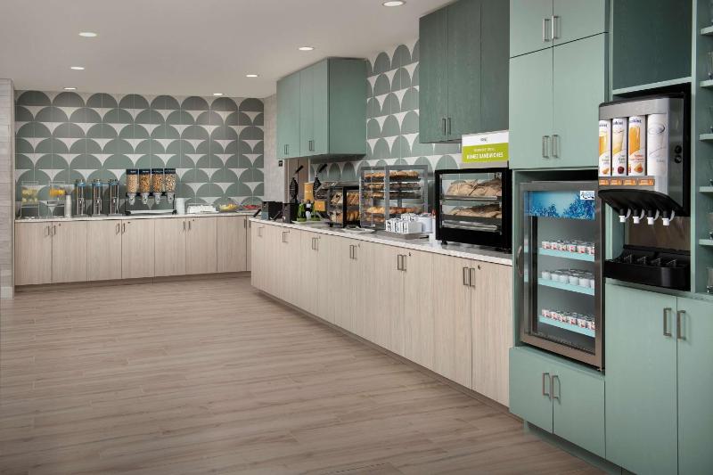 Tru by Hilton Miami Airport South Blue Lagoon - image 10