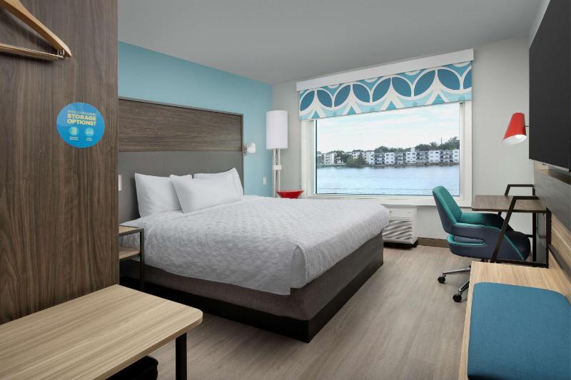 Home2 Suites by Hilton Miami Airport South Blue Lagoon - image 11