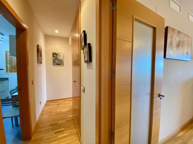 A&N Spacious Beach Apartment with Pool & Parking - image 8