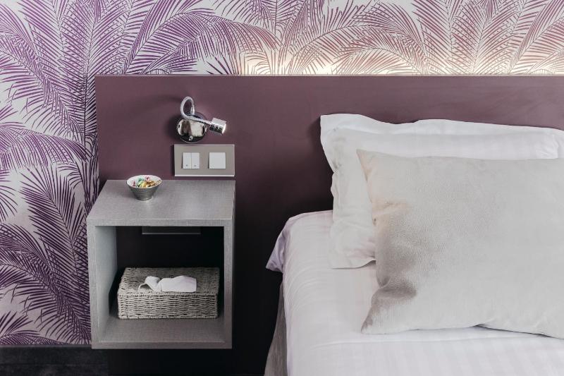Standard Double Room image 4