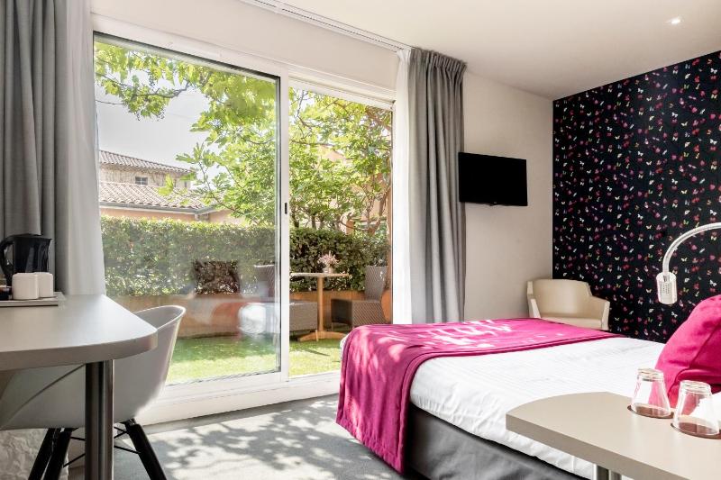 Superior Room with Terrace image 4