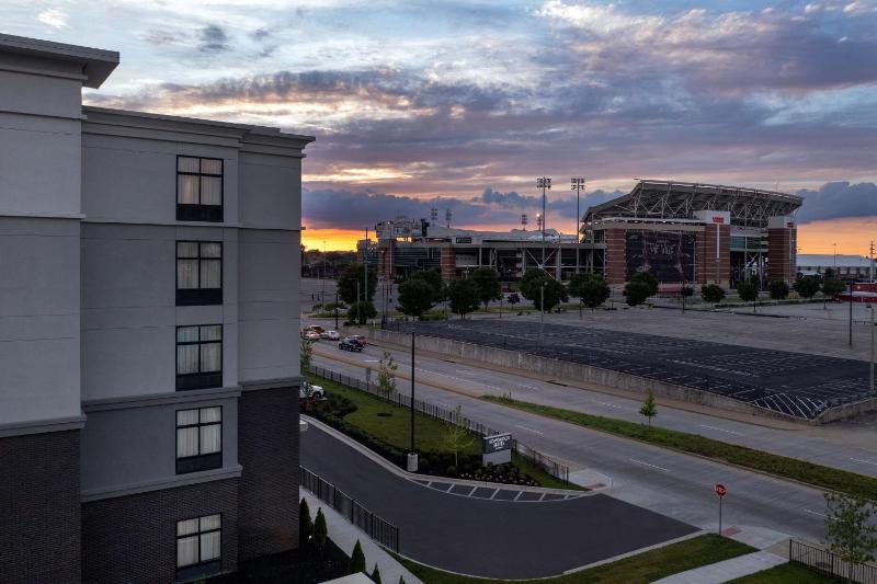 Homewood Suites by Hilton Louisville Airport - image 9