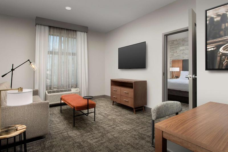 Homewood Suites by Hilton Louisville Airport - image 12