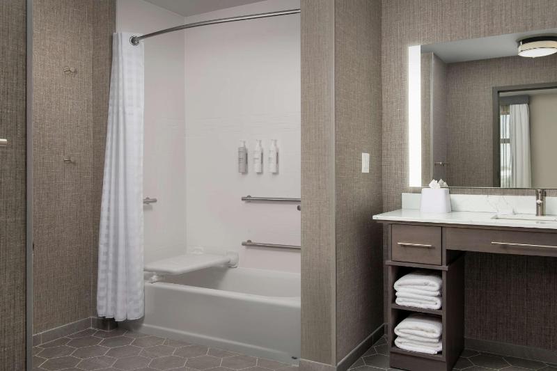 Homewood Suites by Hilton Louisville Airport - image 41