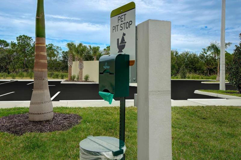 Home2 Suites By Hilton Lakewood Ranch - image 28