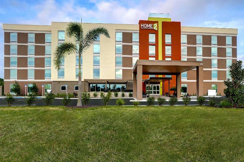 Home2 Suites By Hilton Lakewood Ranch - image 15