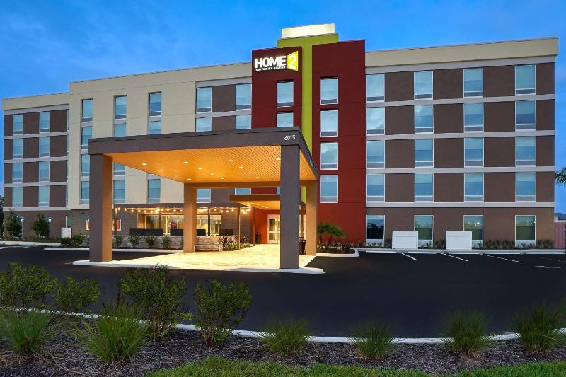 Home2 Suites By Hilton Lakewood Ranch - image 2