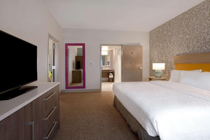 Home2 Suites By Hilton Lakewood Ranch - image 12