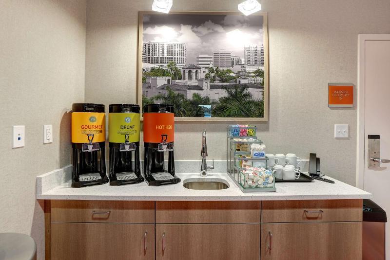 Home2 Suites By Hilton Lakewood Ranch - image 9