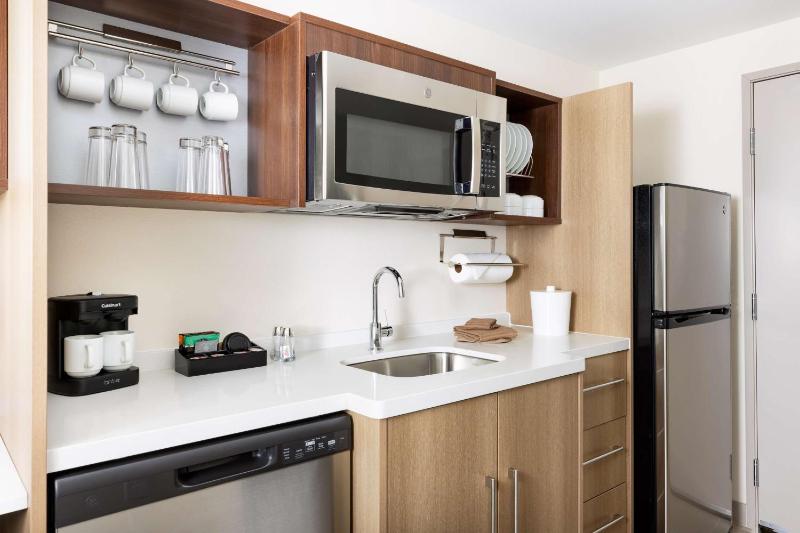 Home2 Suites By Hilton North Scottsdale Near Mayo Clinic - image 43